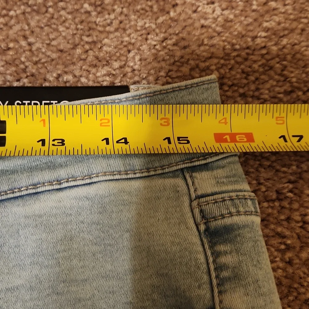 Nicole Miller Infinity Stretch Soho High Rise Capri Jeans, 22, NWT - Picture 8 of 11
